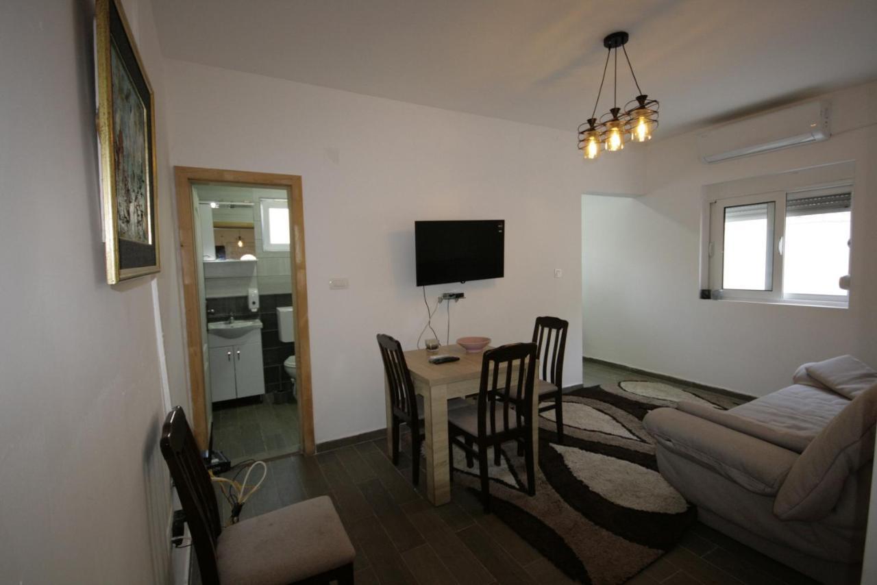 Apartmani Srdanovic Тиват Екстериор снимка
