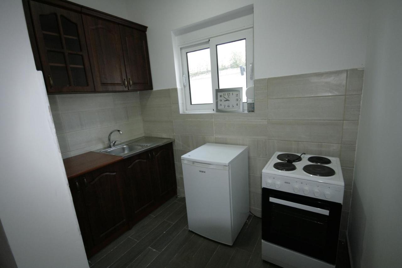 Apartmani Srdanovic Тиват Екстериор снимка