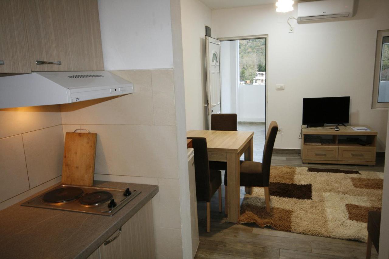 Apartmani Srdanovic Тиват Екстериор снимка