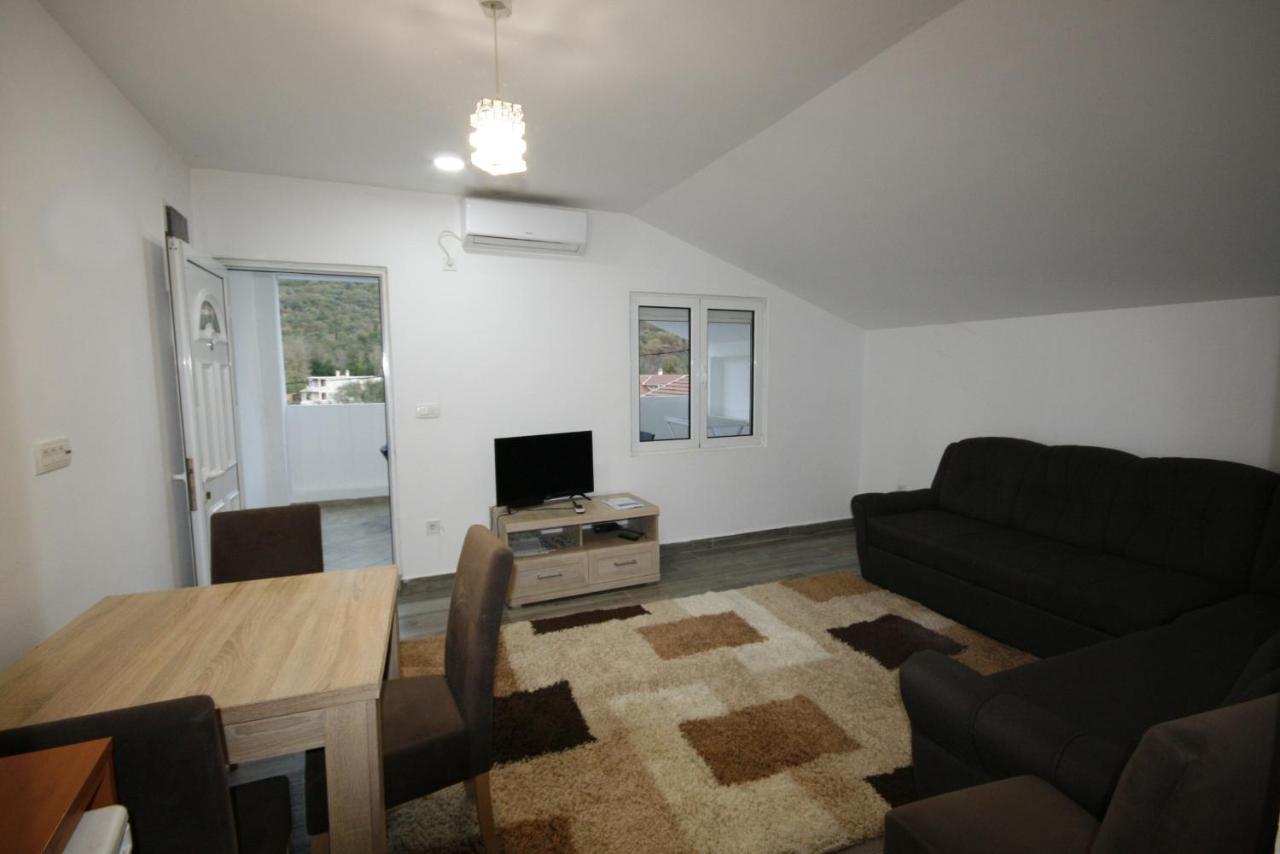 Apartmani Srdanovic Тиват Екстериор снимка
